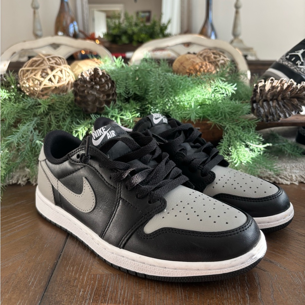 Air Jordan 1 Retro Low OG ‘Shadow’ 2024